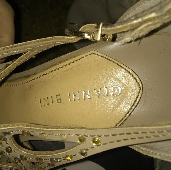 Gianni Bini heels - Picture 2 of 5